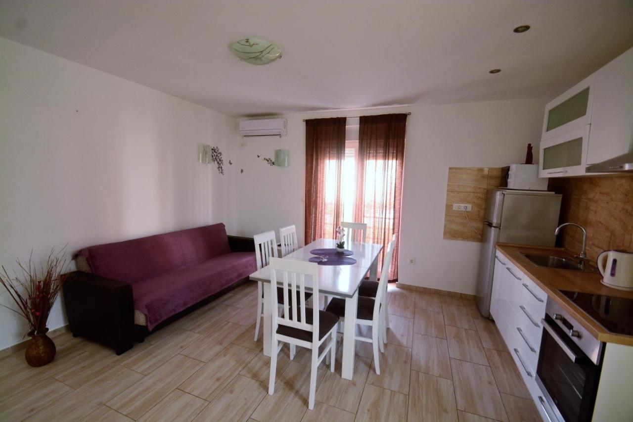 פודסטראנה Kala And Tina Apartments מראה חיצוני תמונה