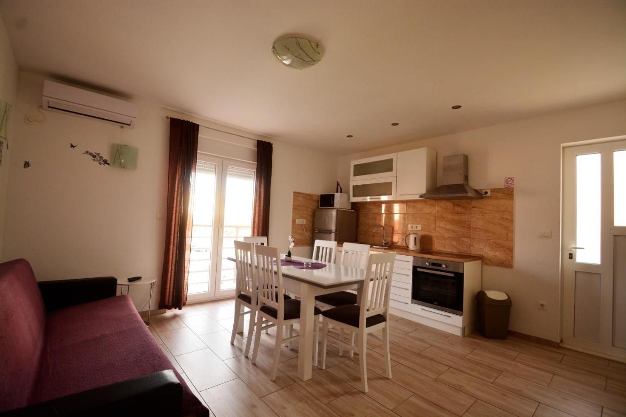 פודסטראנה Kala And Tina Apartments מראה חיצוני תמונה